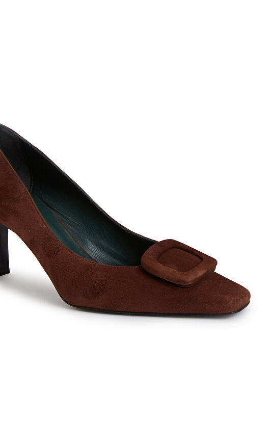 Kahverengi Toka Detaylı Deri Topuklu Ayakkabı