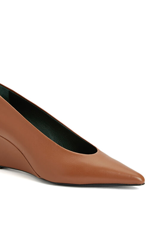 Taba Deri Topuklu Ayakkabı