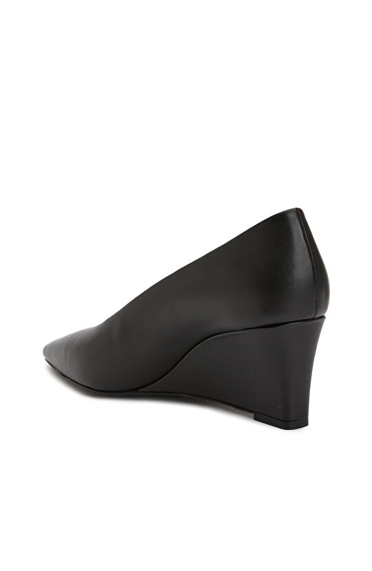 Siyah Deri Topuklu Ayakkabı