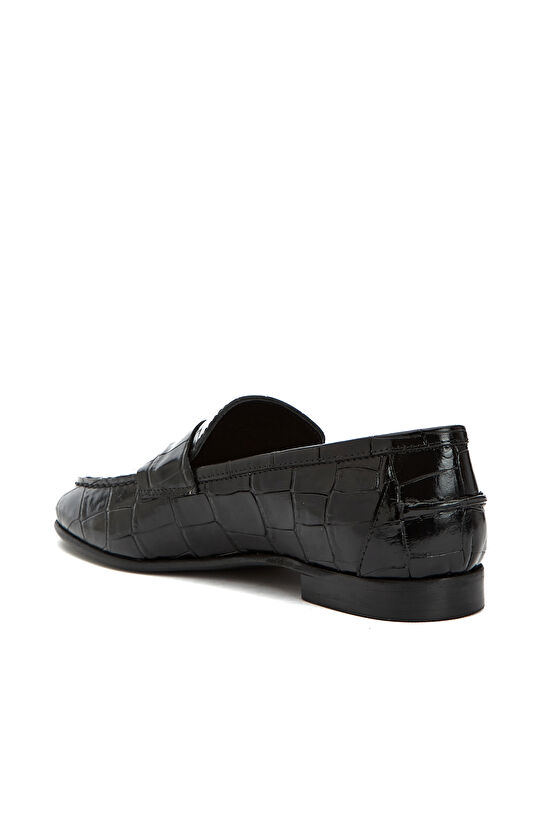 Siyah Kroko Desenli Kadın Deri Loafer