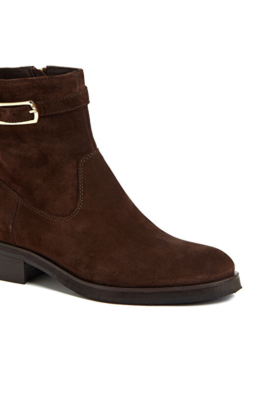 Kahverengi Toka Detaylı Kadın Deri Bot