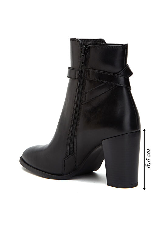 Siyah Kemer Detaylı Kadın Deri Bot