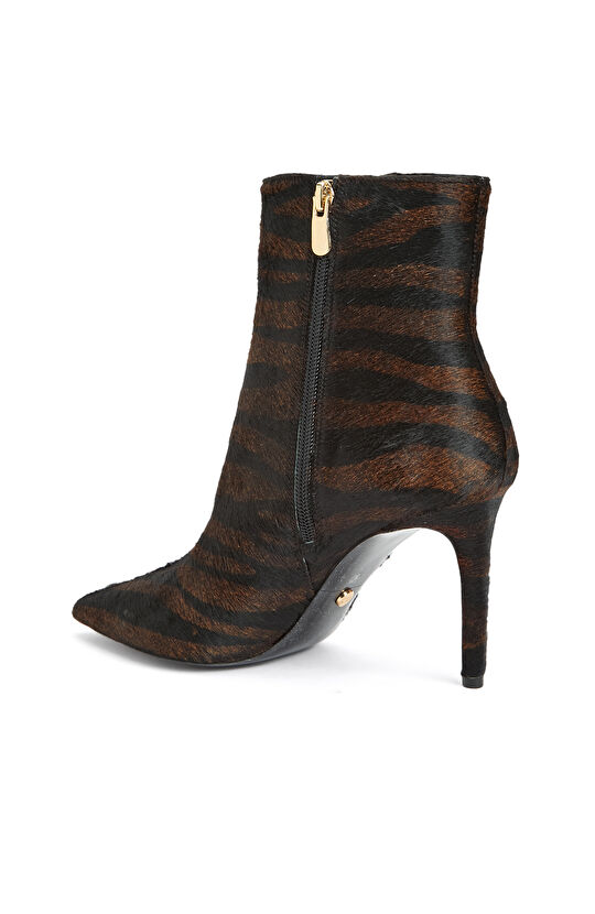 Zebra Desenli Kadın Deri Bot
