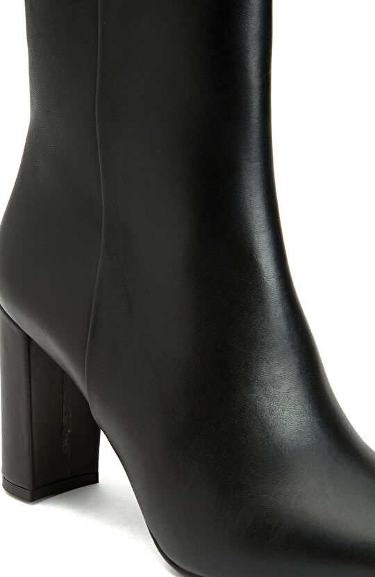 Siyah Kadın Fermuarlı Deri Bot