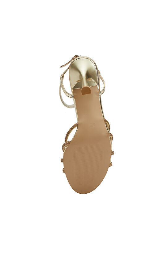 Altın Toka Detaylı Sandalet