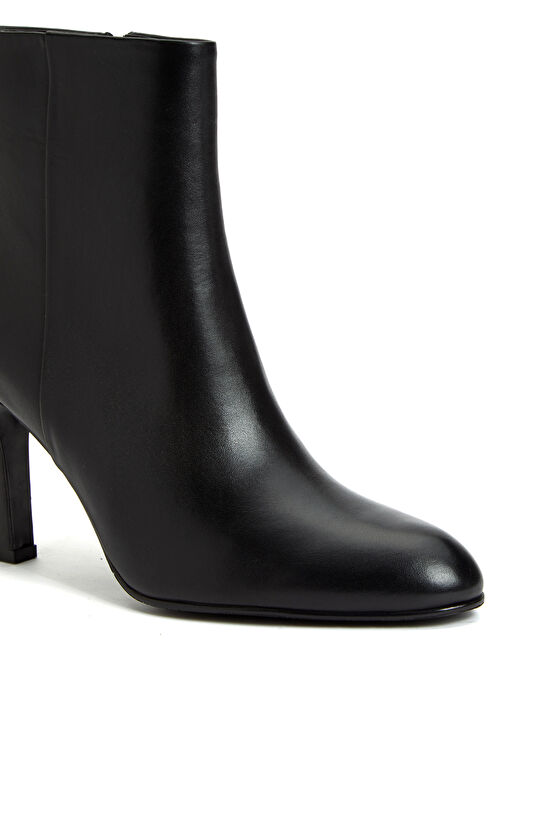 Siyah Kadın Deri Çizme