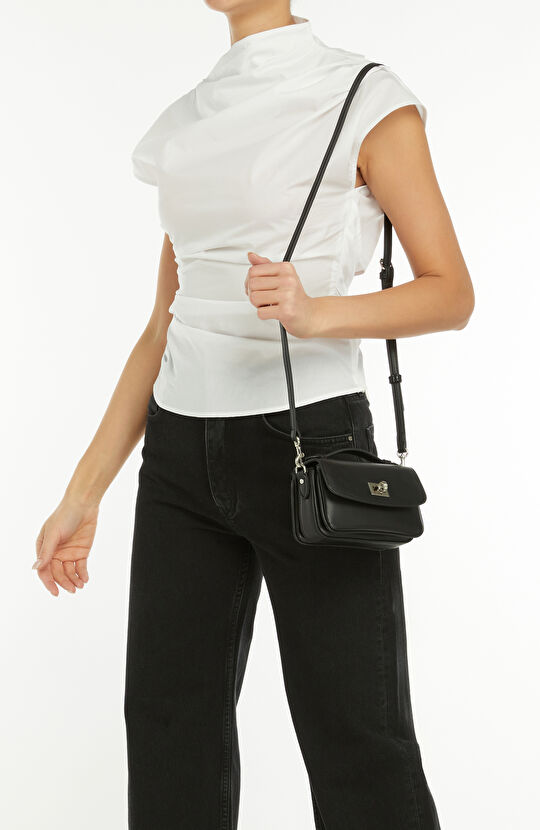 Siyah Çapraz Askılı Mini Kadın Deri Çanta