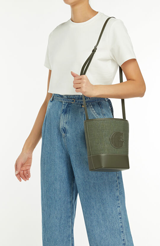 Yeşil Logo Detaylı Kadın Kanvas Çanta