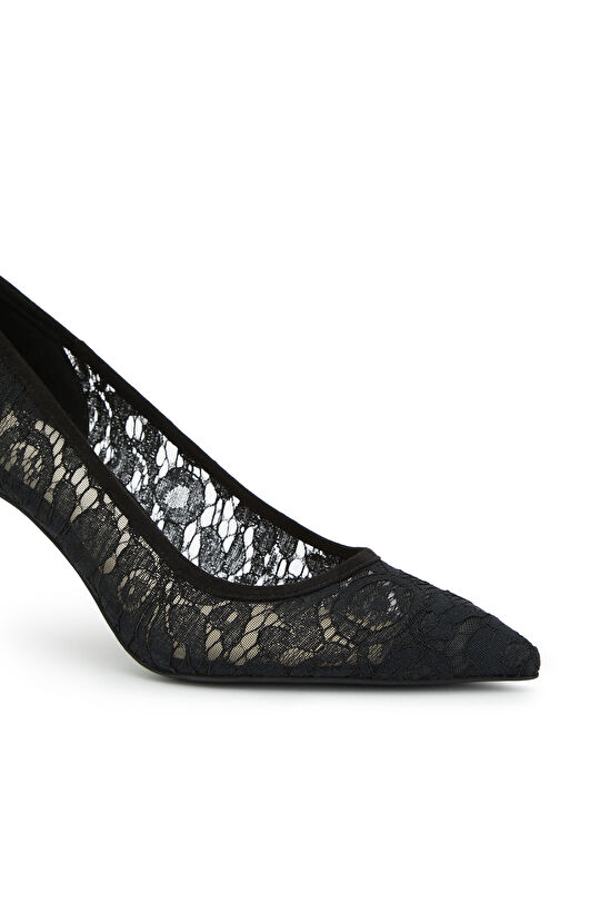 Siyah Dantelli Stiletto