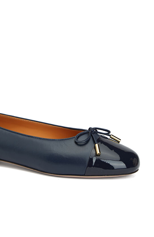 Lacivert Püskül Detaylı Rahat Kadın Deri Babet