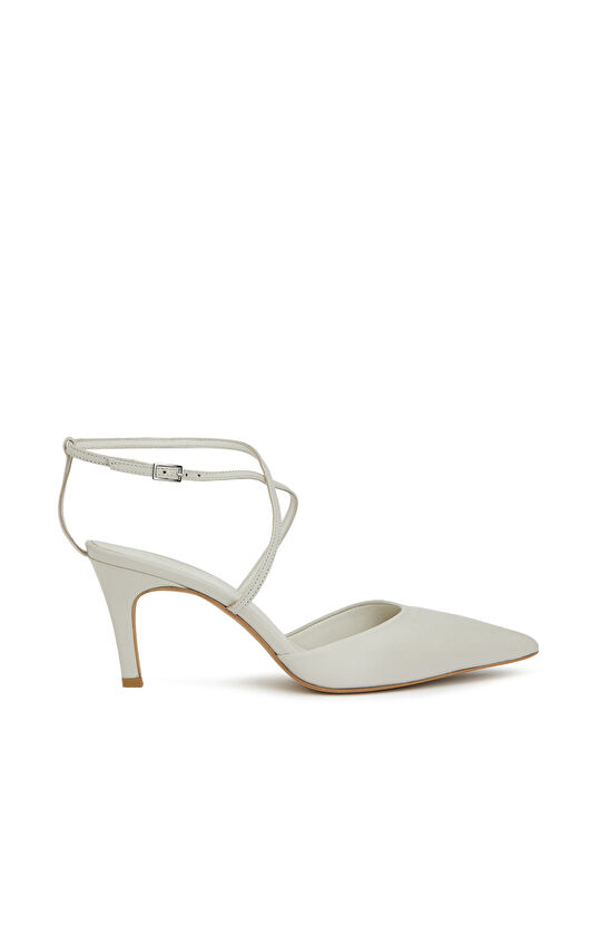 Kırıkbeyaz Ayakkabı