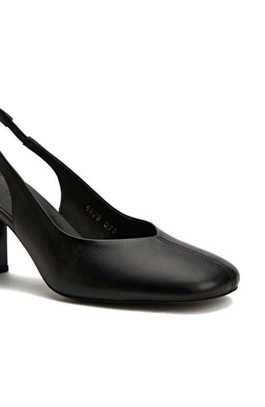 Black Shoes