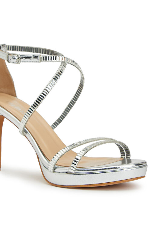 Silver Taşlı Kadın Abiye Sandalet