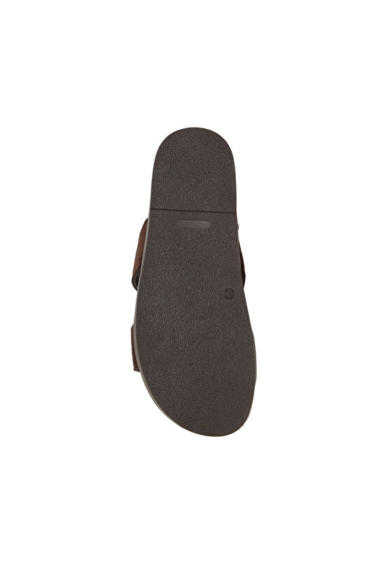 Kahverengi Aksesuar Detaylı Kadın Deri Terlik