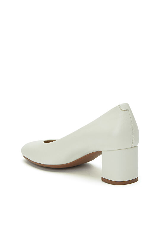 Beyaz Rahat Deri Topuklu Ayakkabı