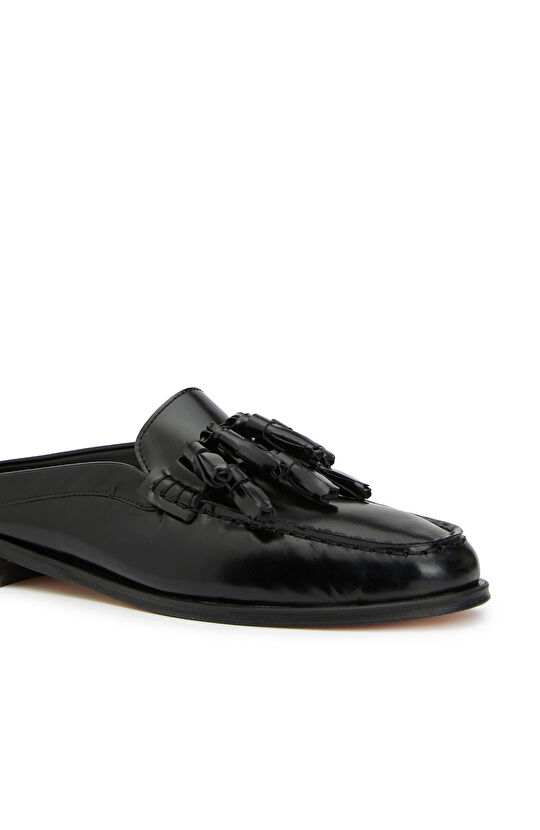 Black Tassel Detailed Women's Leather Slippers