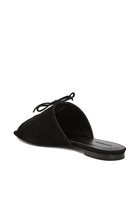 Siyah Bağcık Detaylı Kadın Deri Terlik