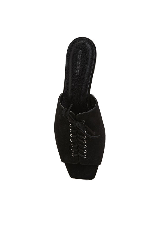 Siyah Bağcık Detaylı Kadın Deri Terlik