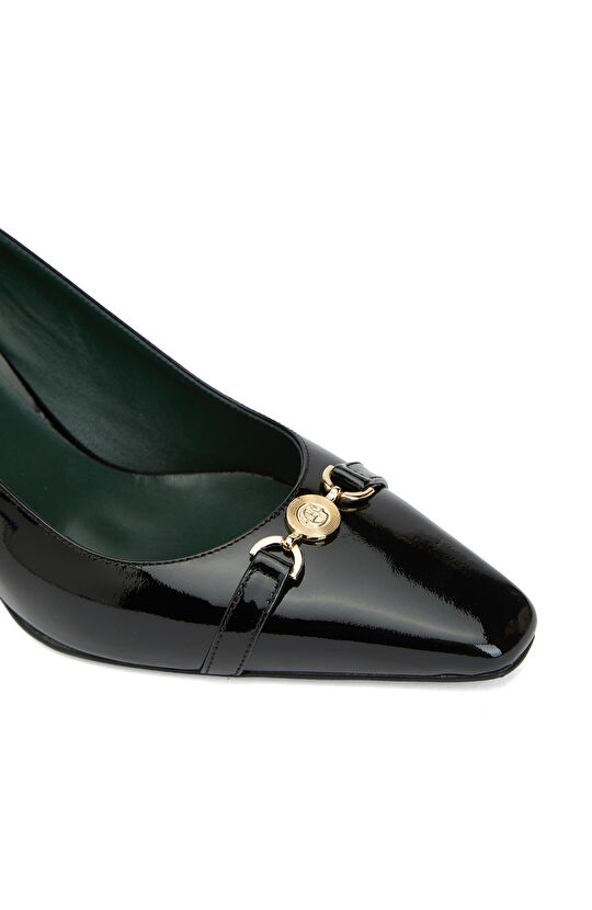 Siyah Deri Topuklu Ayakkabı