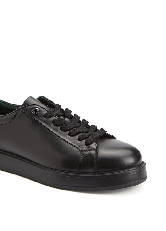 Siyah Sneaker