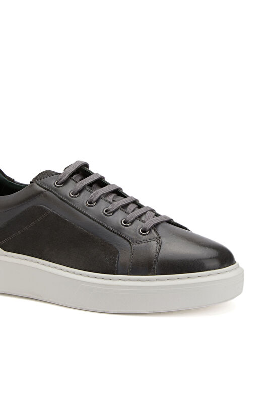 Gri Sneaker