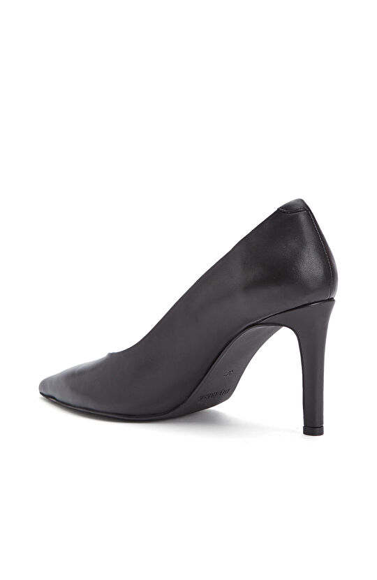 Siyah Deri Stiletto