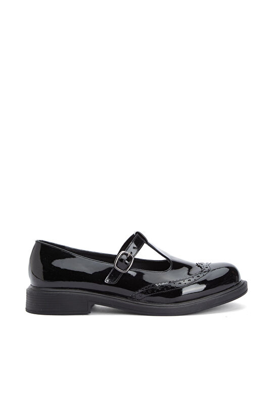 Siyah Zımbalı Toka Detaylı Kadın Loafer