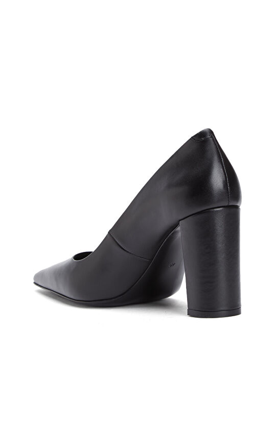 Siyah Deri Stiletto