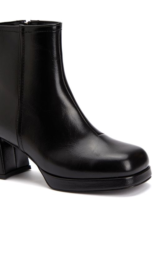 Black Women's Boots