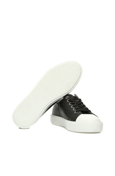 Siyah Beyaz Deri Kadın Sneaker