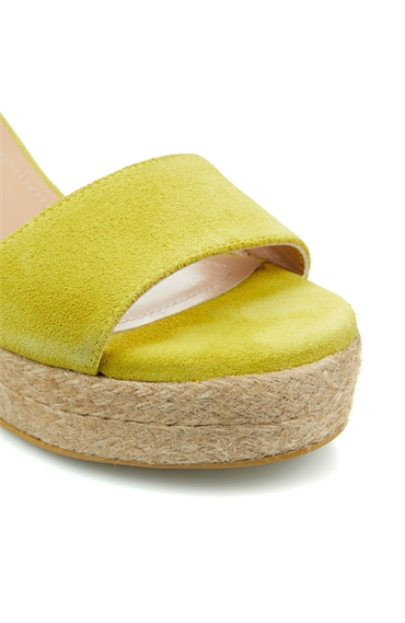 Sarı Bantlı Kadın Sandalet