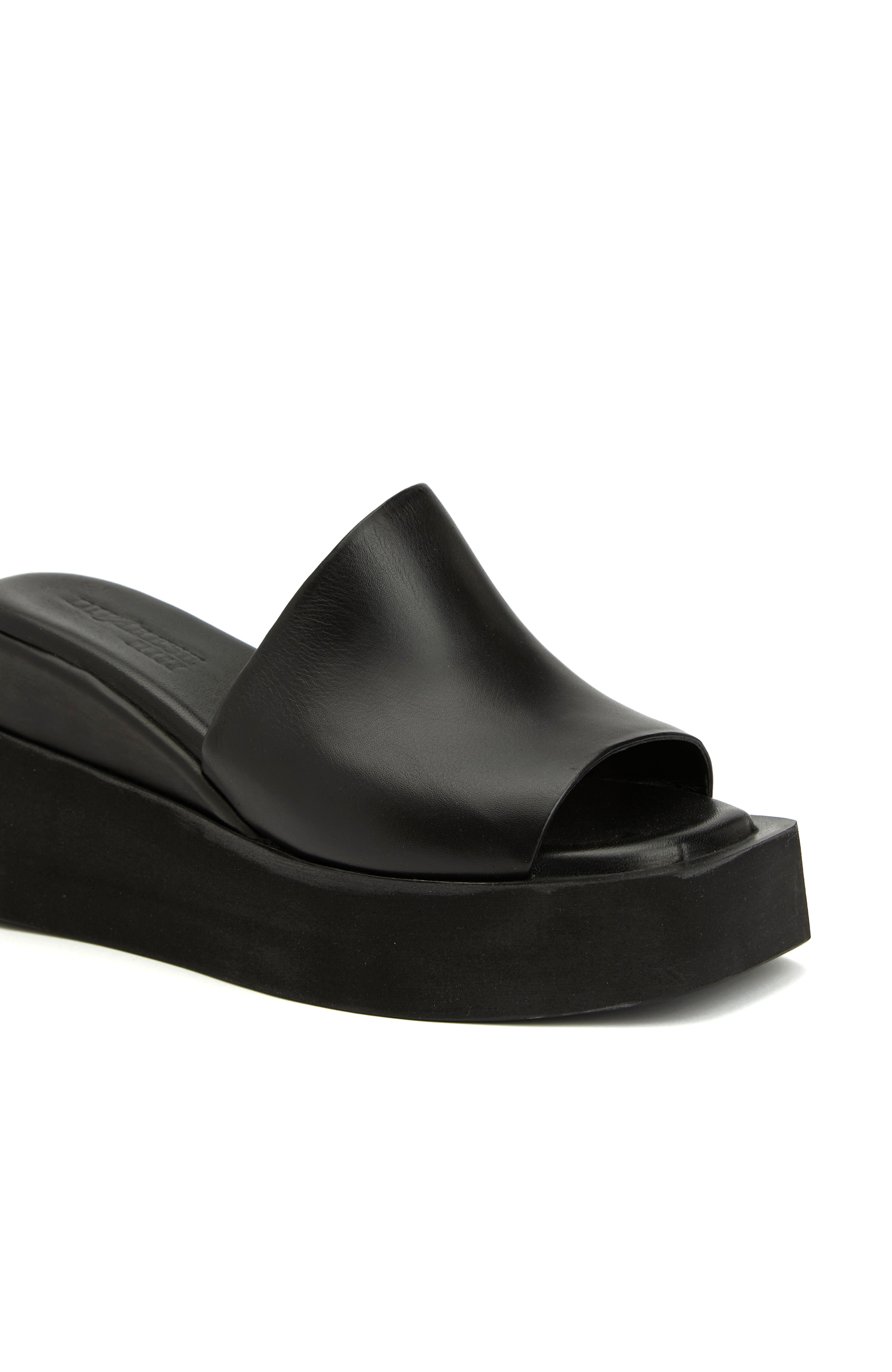 Siyah Platform Topuklu Kadın Deri Terlik