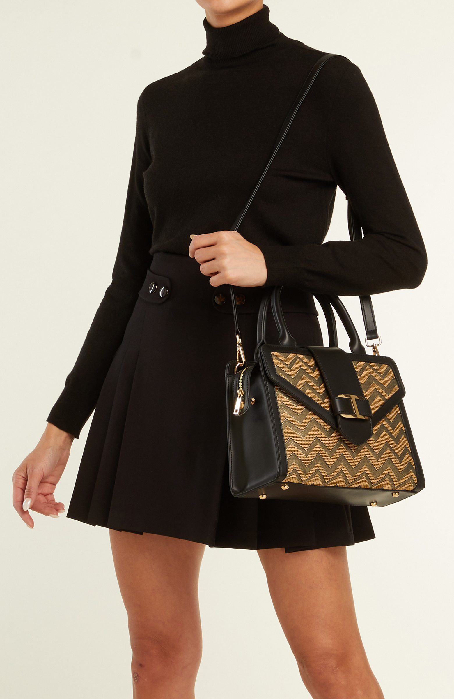 Siyah Desenli Kadın Çanta