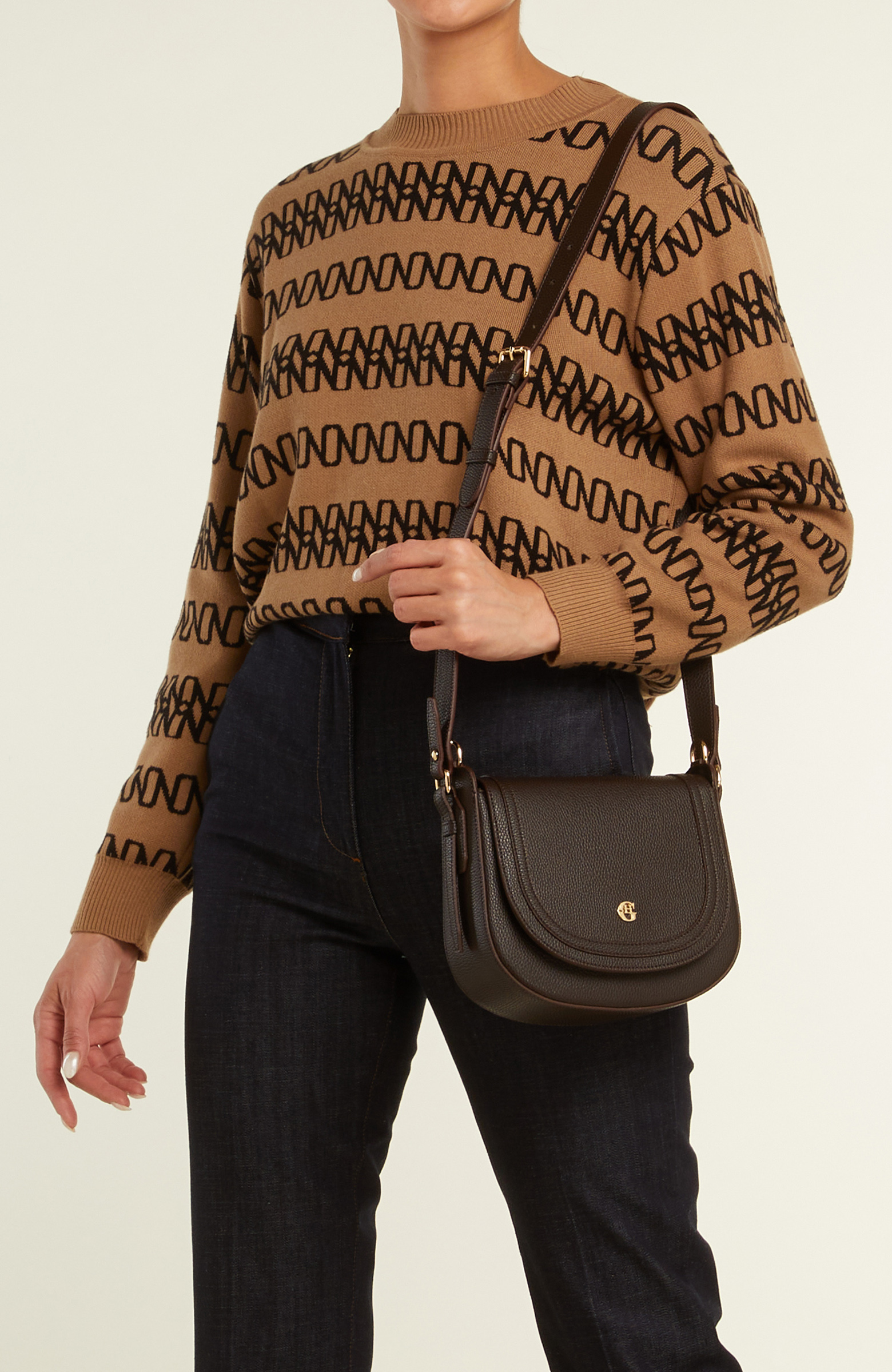 Kahverengi Kadın Postacı Çanta