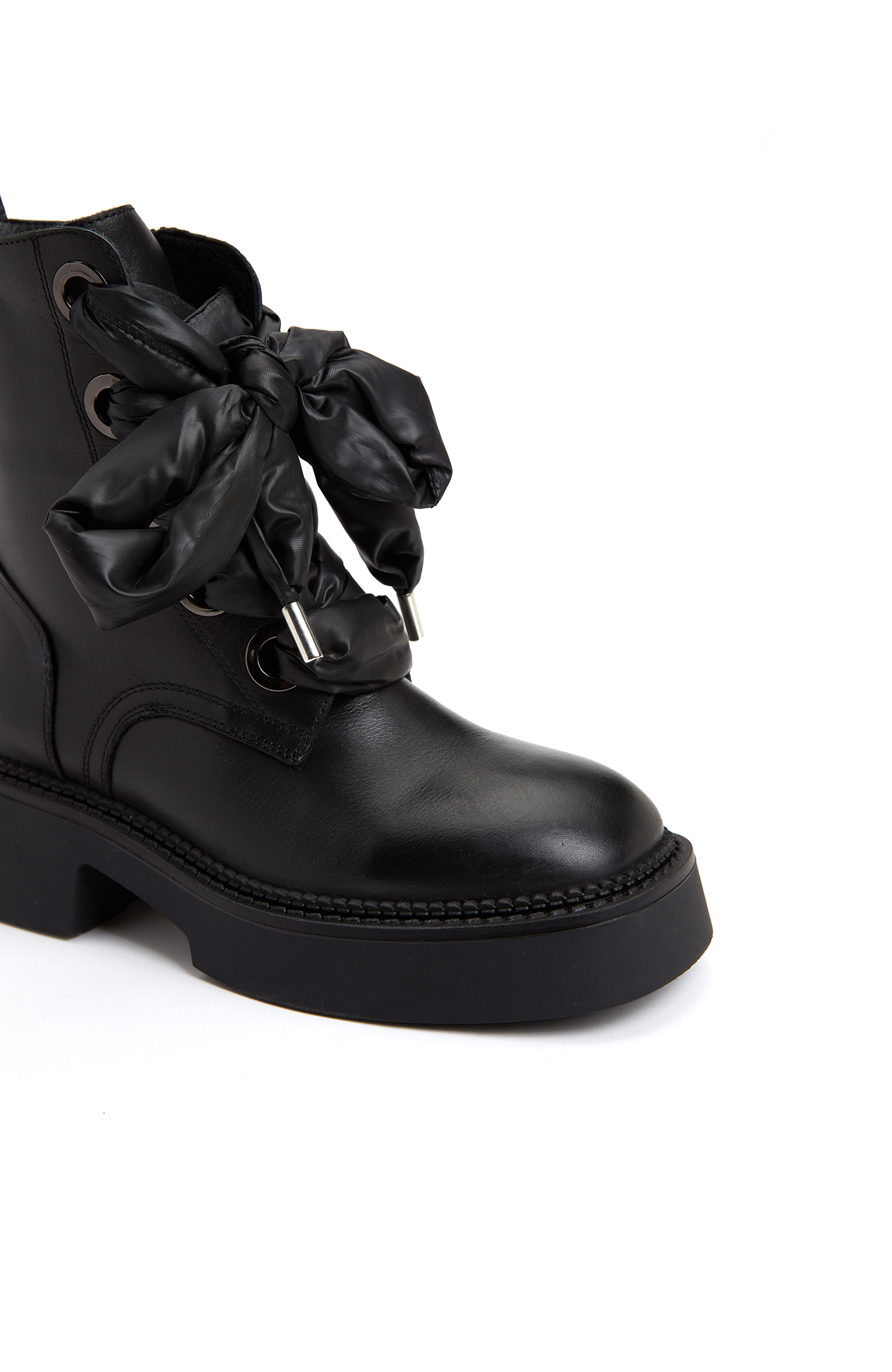 Siyah Kadın Deri Bot