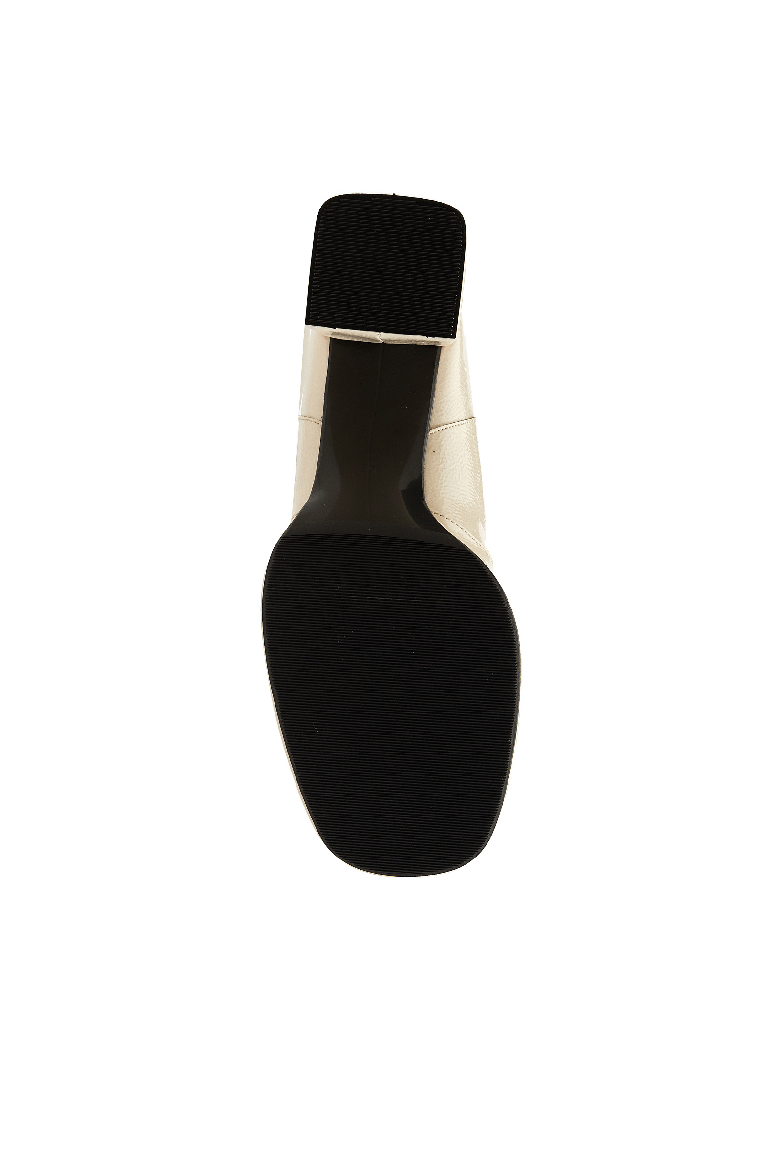 Kırıkbeyaz Kadın Bot