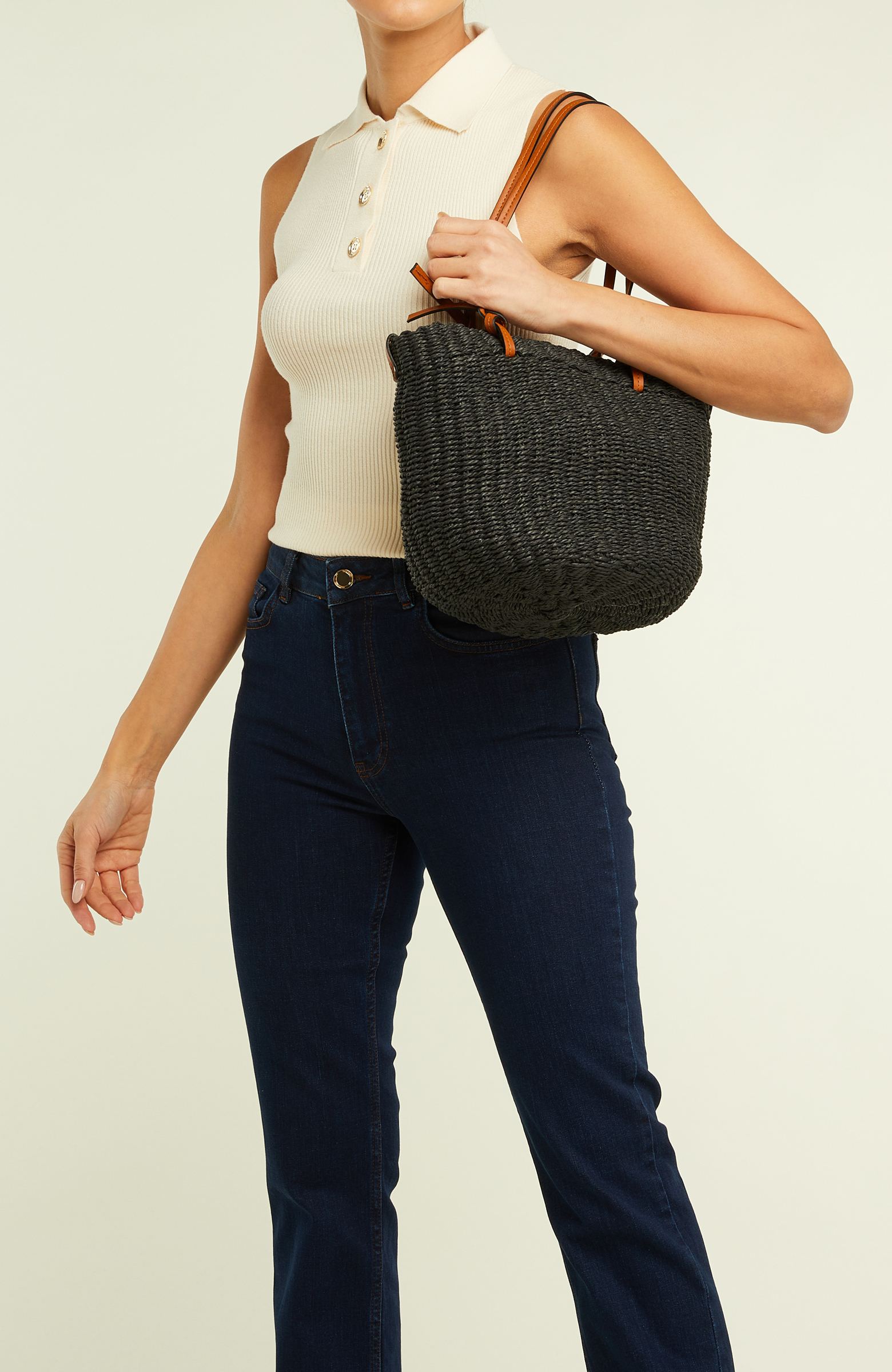 Siyah Sepet Dokulu Kadın Omuz Çantası