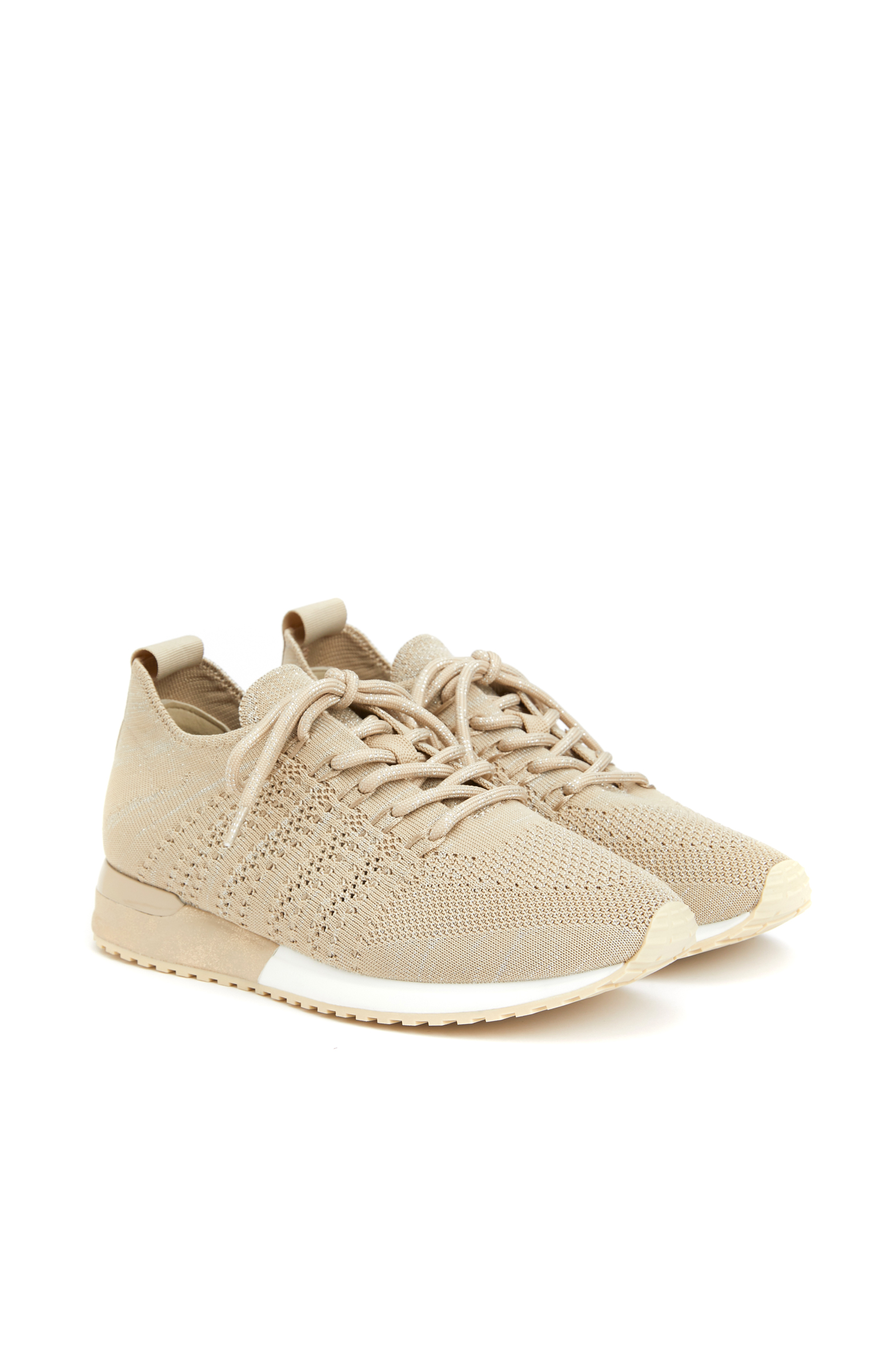 SNEAKER_1