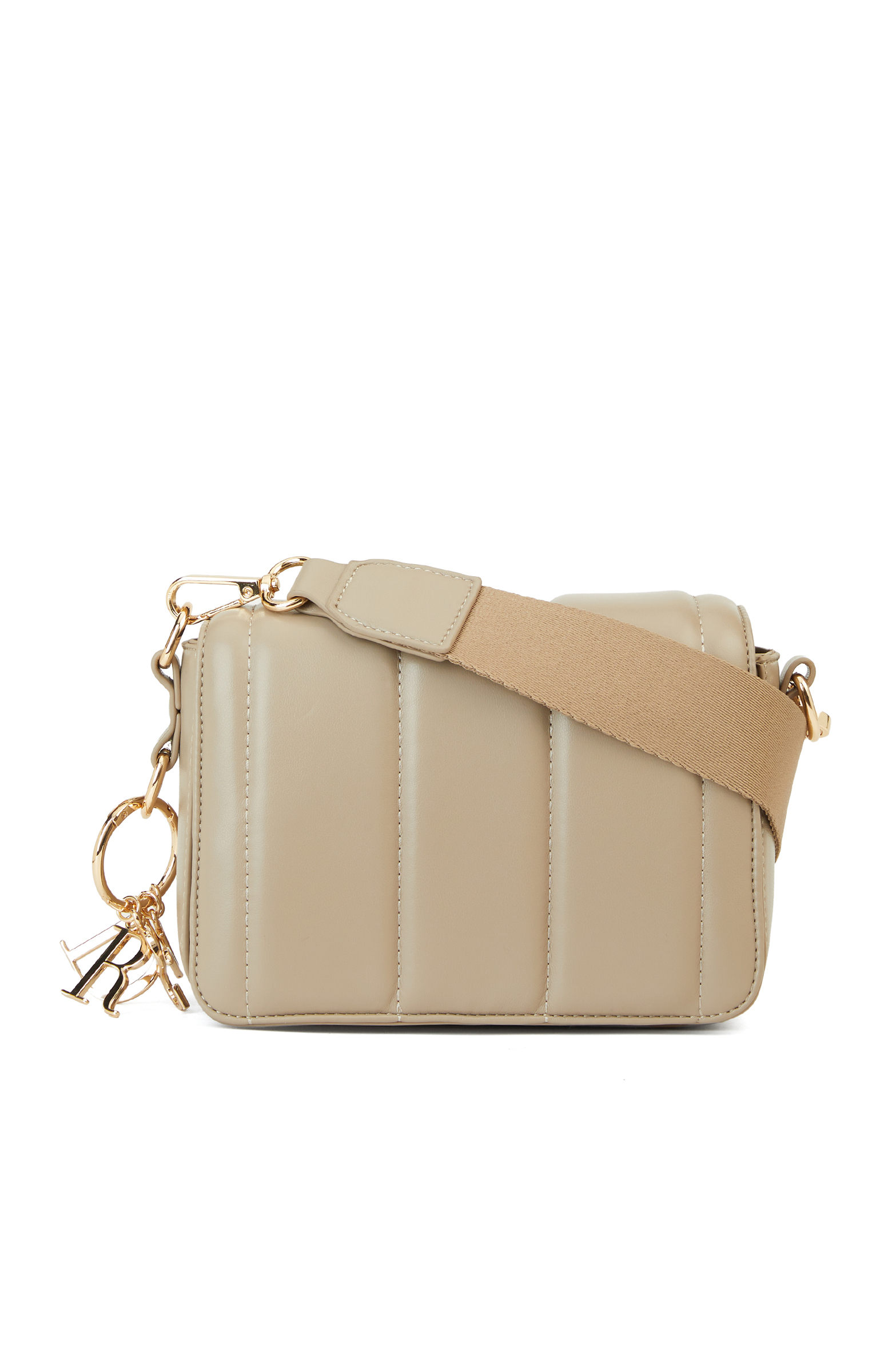 Siyah Kapitoneli Kadın Postacı Çanta