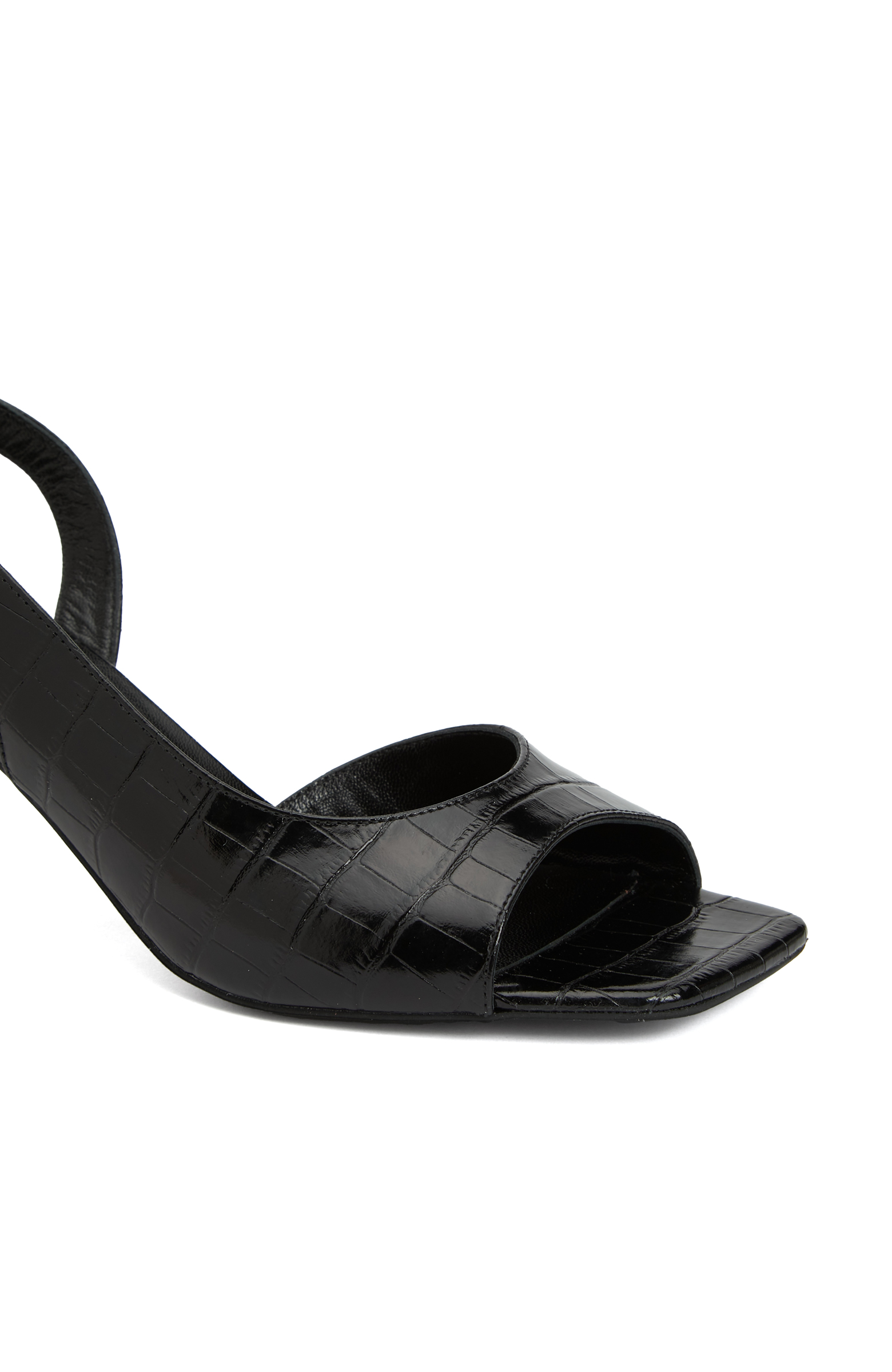 Siyah Kadın Deri Sandalet