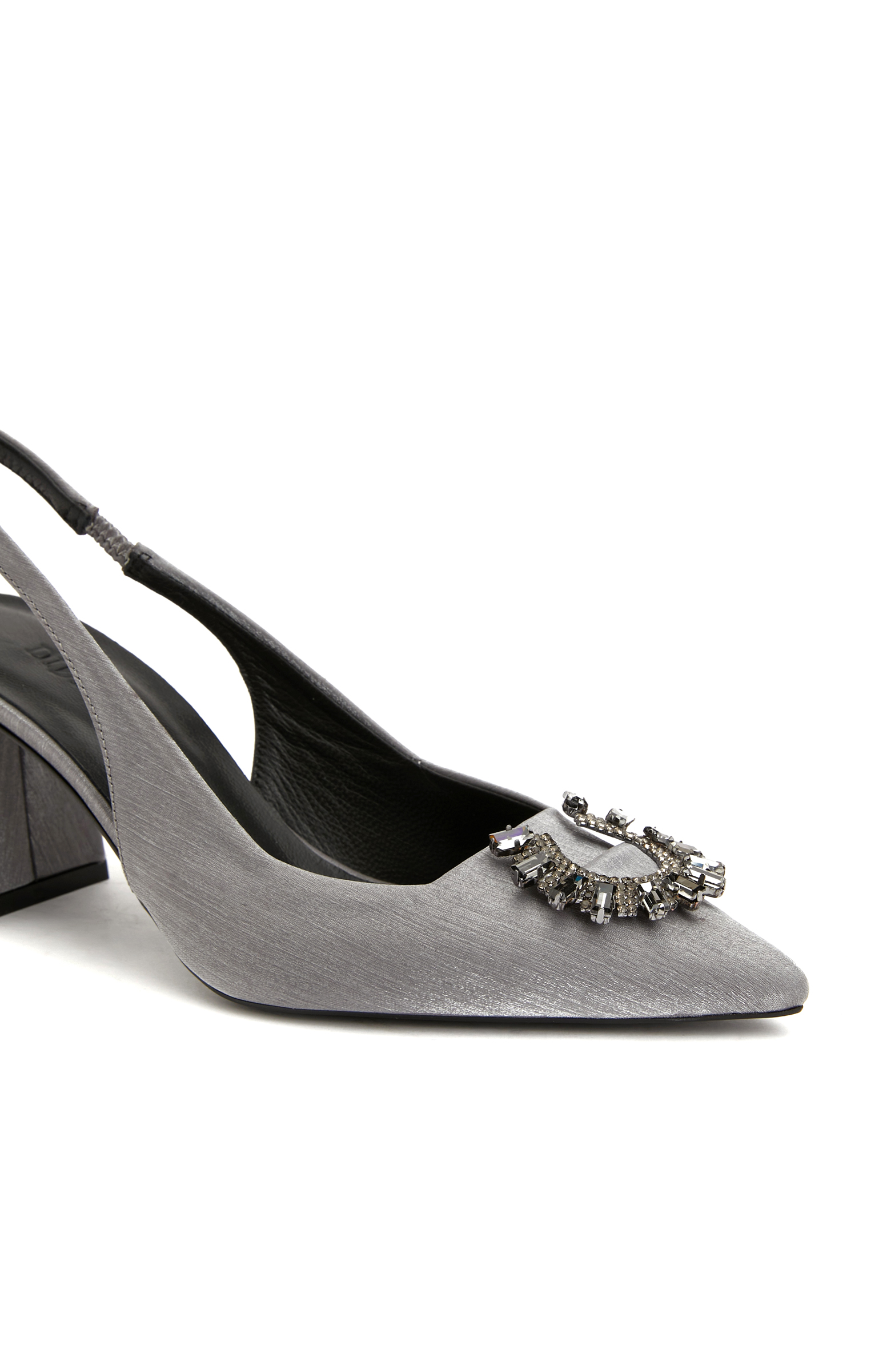 Gümüş Saten Topuklu Ayakkabı