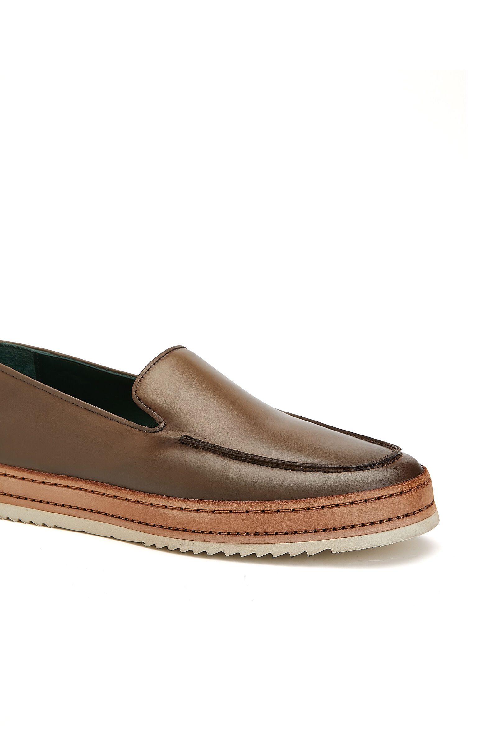 Vizon Saraç Detaylı Erkek Deri Loafer