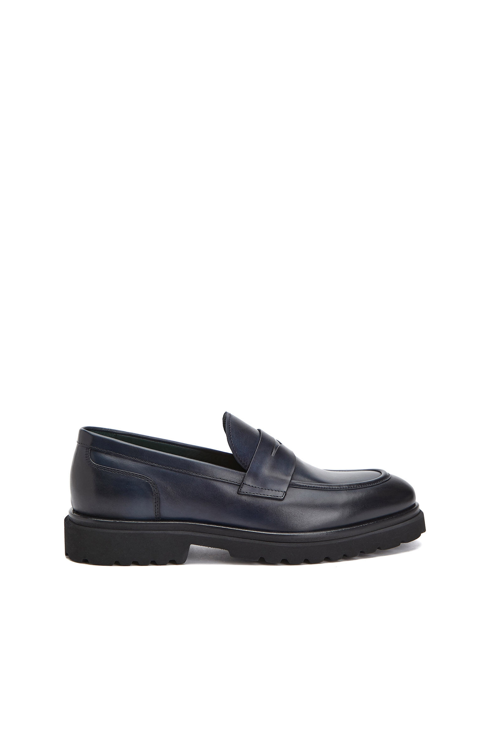 LOAFER
