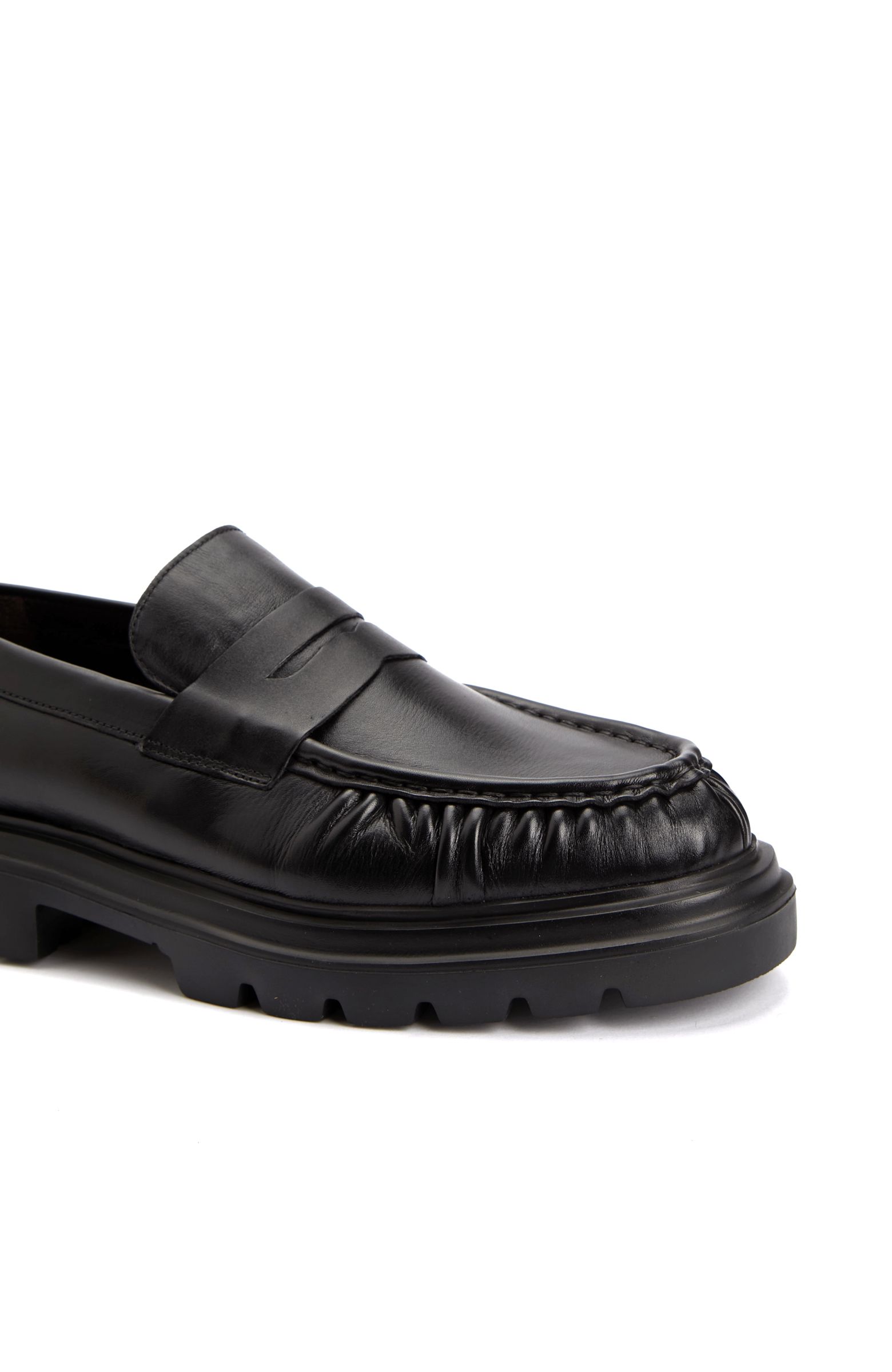 Black Saddle Detailed Men's Leather Loafer